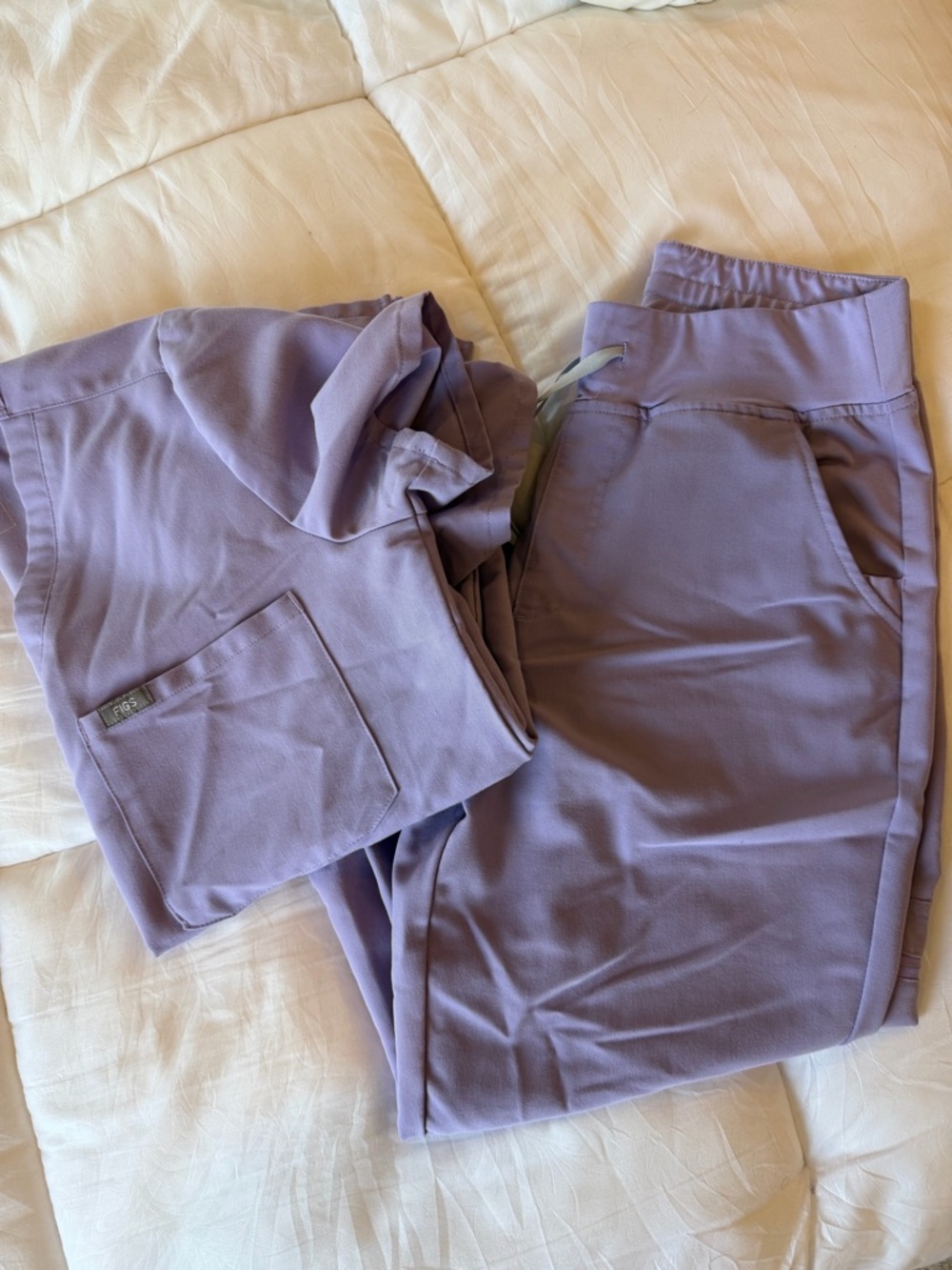 Figs Lavender Purple Scrub Set